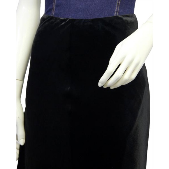 Ralph Lauren Velvet Skirt Size 8 SKU 000029 - Picture 2 of 5
